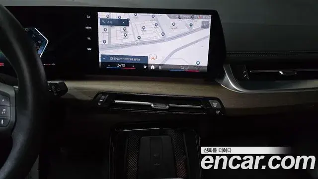 BMW 2 Series Active Tourer 2025 — ფოტო 29/32