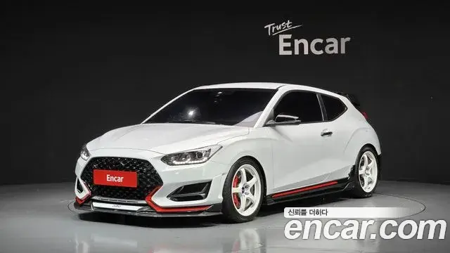 Hyundai Veloster 2020 — ფოტო 2/20