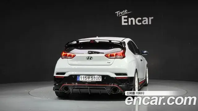 Hyundai Veloster 2020 — ფოტო 18/20