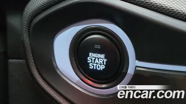 Hyundai Veloster 2020 — ფოტო 16/20