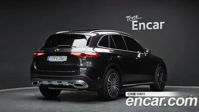 Mercedes-Benz GLC-Class 2024 — Photo 5/20