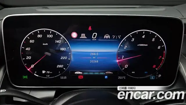 Mercedes-Benz GLC-Class 2024 — Photo 12/20