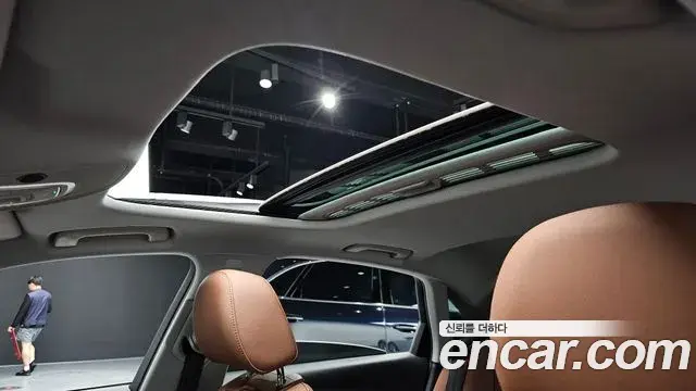Audi A4 2021 — Фото 18/20