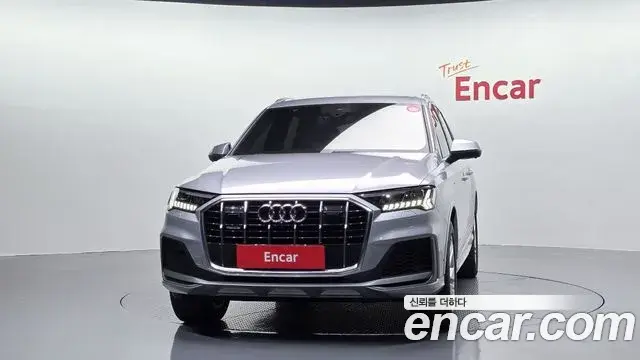 Audi Q7 2021 — Фото 3/20