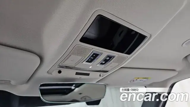 Land Rover Defender 2022 — Фото 17/20