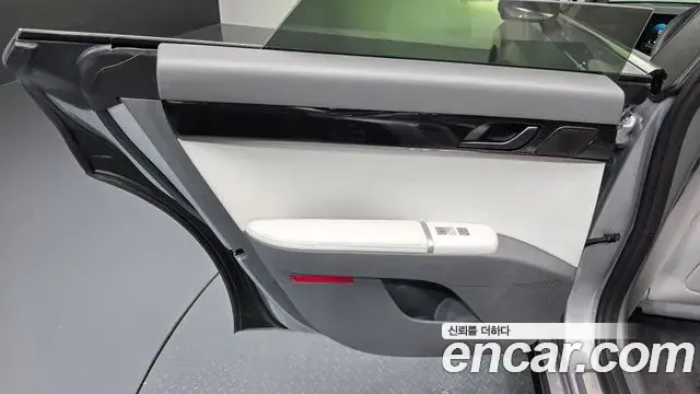 Hyundai Grandeur Hybrid 2023 — Şəkil 11/35