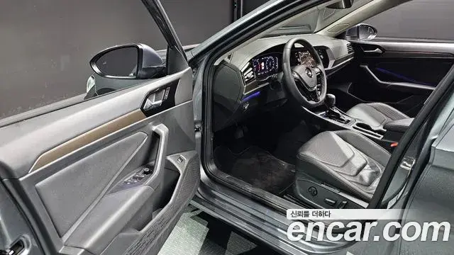 Volkswagen Jetta 2021 — Şəkil 20/33
