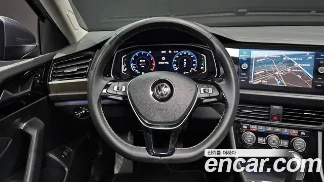 Volkswagen Jetta 2021 — Şəkil 24/33