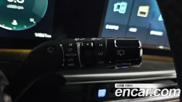 Hyundai Santa Fe 2025 — ფოტო 26/41