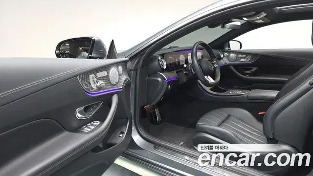 Mercedes-Benz E-Class 2021 — Фото 10/20