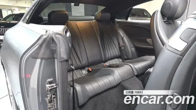 Mercedes-Benz E-Class 2021 — Фото 11/20