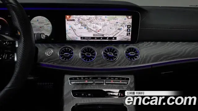 Mercedes-Benz E-Class 2021 — Фото 13/20