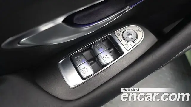 Mercedes-Benz E-Class 2021 — Şəkil 7/36