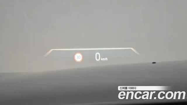 BMW i7 2024 — ფოტო 18/32