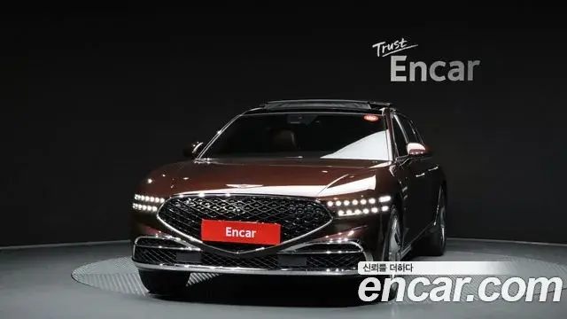 Genesis G90 2022 — Photo 28/36