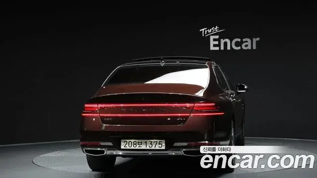 Genesis G90 2022 — Photo 34/36