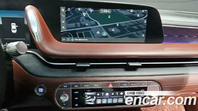 Genesis G90 2022 — Photo 23/36