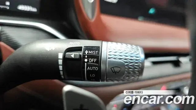 Genesis G90 2022 — Photo 2/36