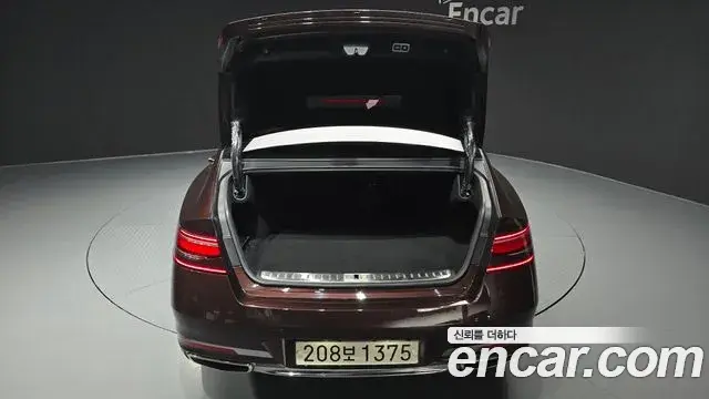 Genesis G90 2022 — Photo 30/36