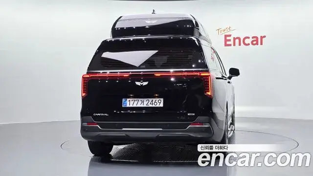 Kia Carnival 2025 — Şəkil 24/39