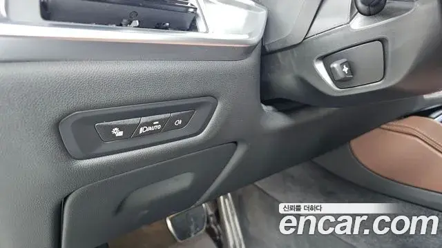 BMW X6 2025 — ფოტო 14/34