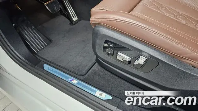 BMW X6 2025 — ფოტო 11/34