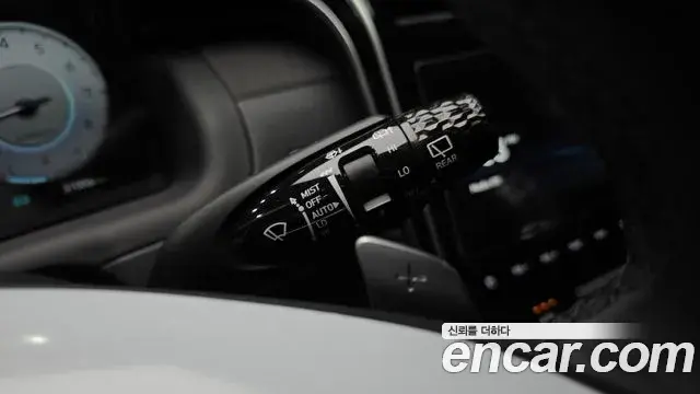 Hyundai Tucson Hybrid 2023 — Photo 28/33