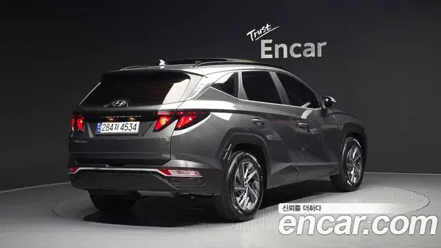 Hyundai Tucson Hybrid 2021 — Photo 29/31