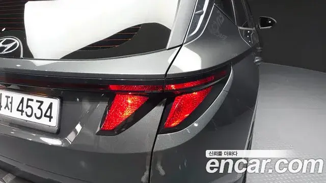 Hyundai Tucson Hybrid 2021 — Photo 23/31