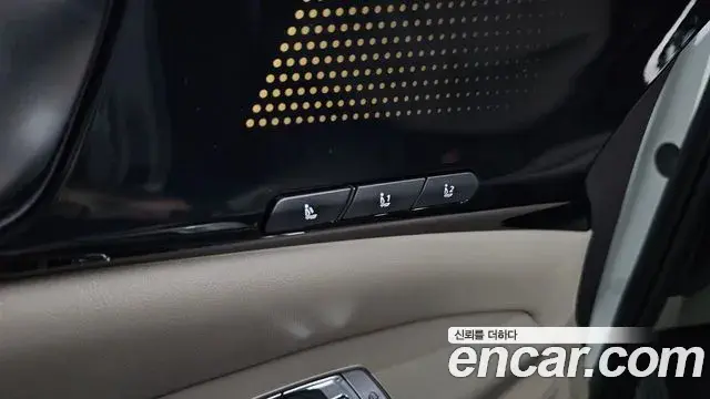 Kia Carnival 2024 — ფოტო 8/48