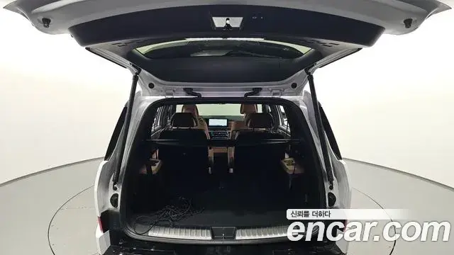 Hyundai Santa Fe 2024 — Şəkil 27/40