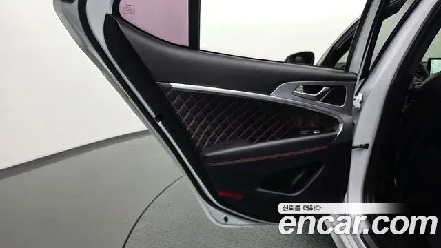 Genesis G70 2019 — ფოტო 30/37