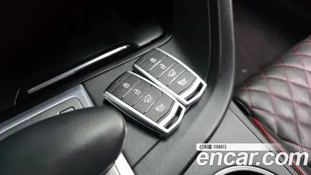 Genesis G70 2019 — ფოტო 4/37