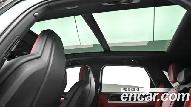 Porsche Cayenne 2025 — Photo 17/20