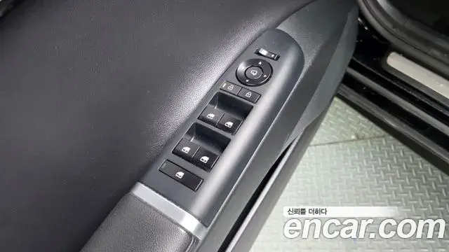 Hyundai Grandeur Hybrid 2023 — Şəkil 14/35