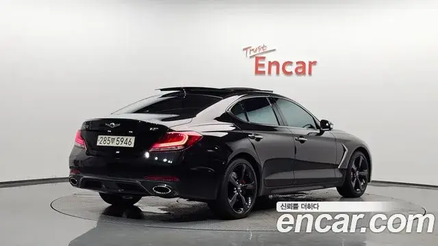 Genesis G70 2019 — Photo 24/34
