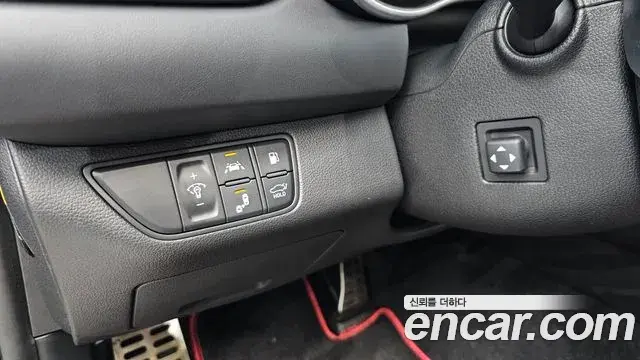 Genesis G70 2019 — Photo 15/34