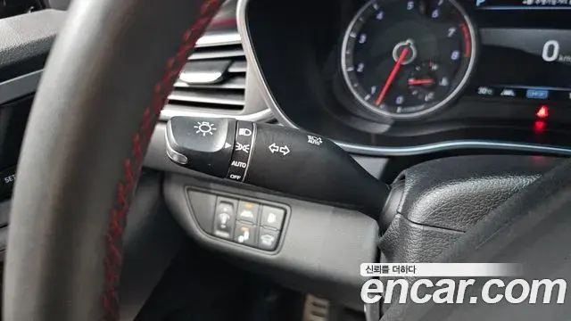 Genesis G70 2019 — Photo 4/34