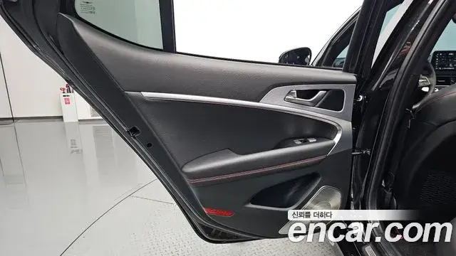 Genesis G70 2019 — Photo 30/34