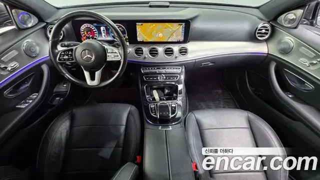 Mercedes-Benz E-Class 2018 — Фото 7/20