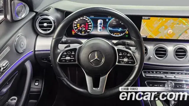 Mercedes-Benz E-Class 2018 — Фото 13/20