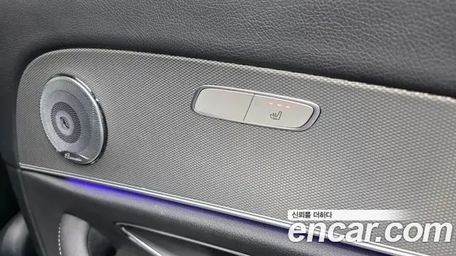 Mercedes-Benz E-Class 2018 — Фото 19/20