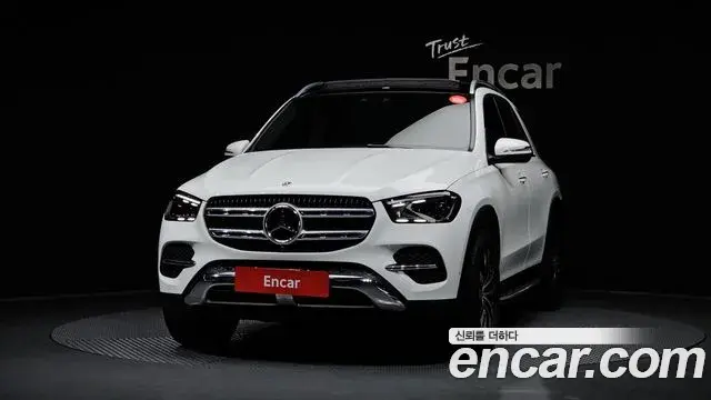 Mercedes-Benz GLE-Class 2024 — ფოტო 24/34
