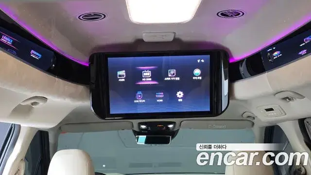 Kia Carnival 2024 — Photo 14/20