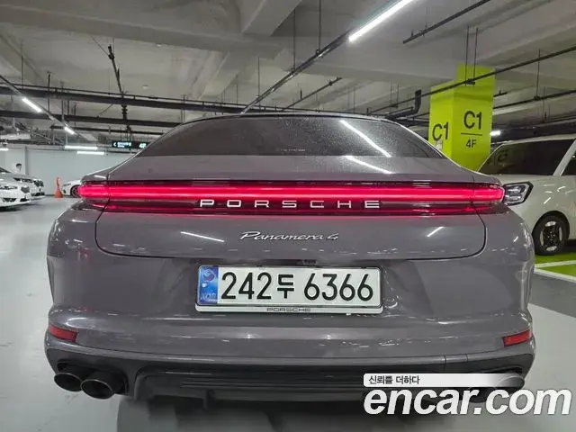 Porsche Panamera 2025 — ფოტო 11/14