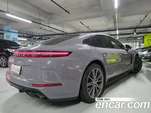 Porsche Panamera 2025 — ფოტო 6/14
