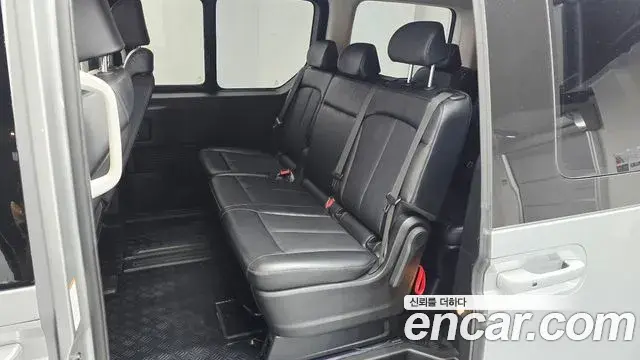 Hyundai Staria 2021 — Фото 12/20