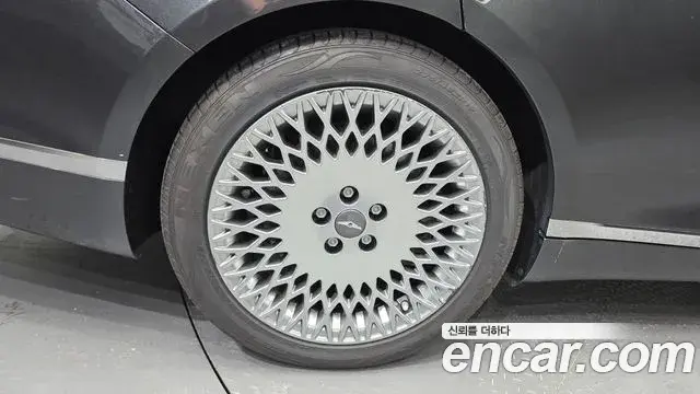 Genesis G80 2022 — Şəkil 22/31