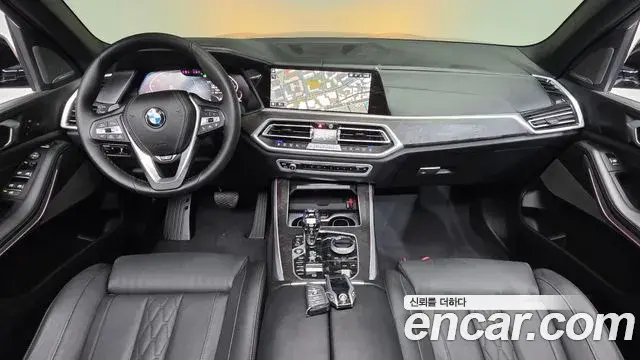 BMW X5 2023 — Photo 33/33