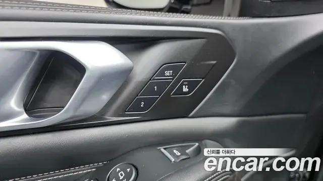 BMW X5 2023 — Photo 15/33